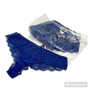 Adore Me Lace Panties Blue NWT size 4 XL